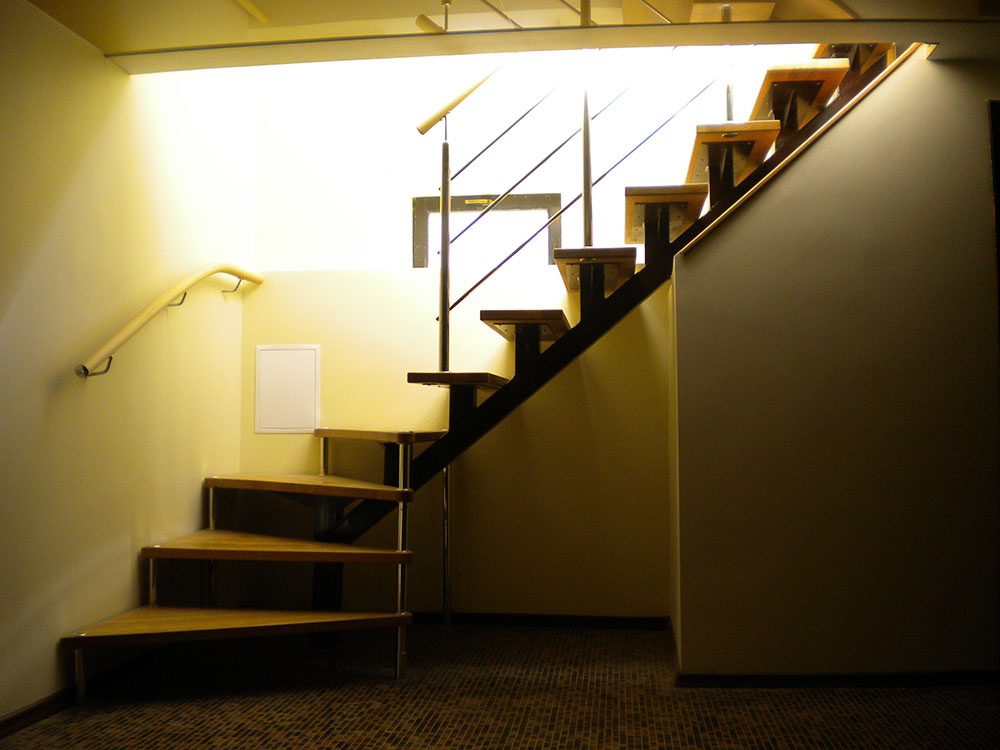 Лестницы на центральном косоуре